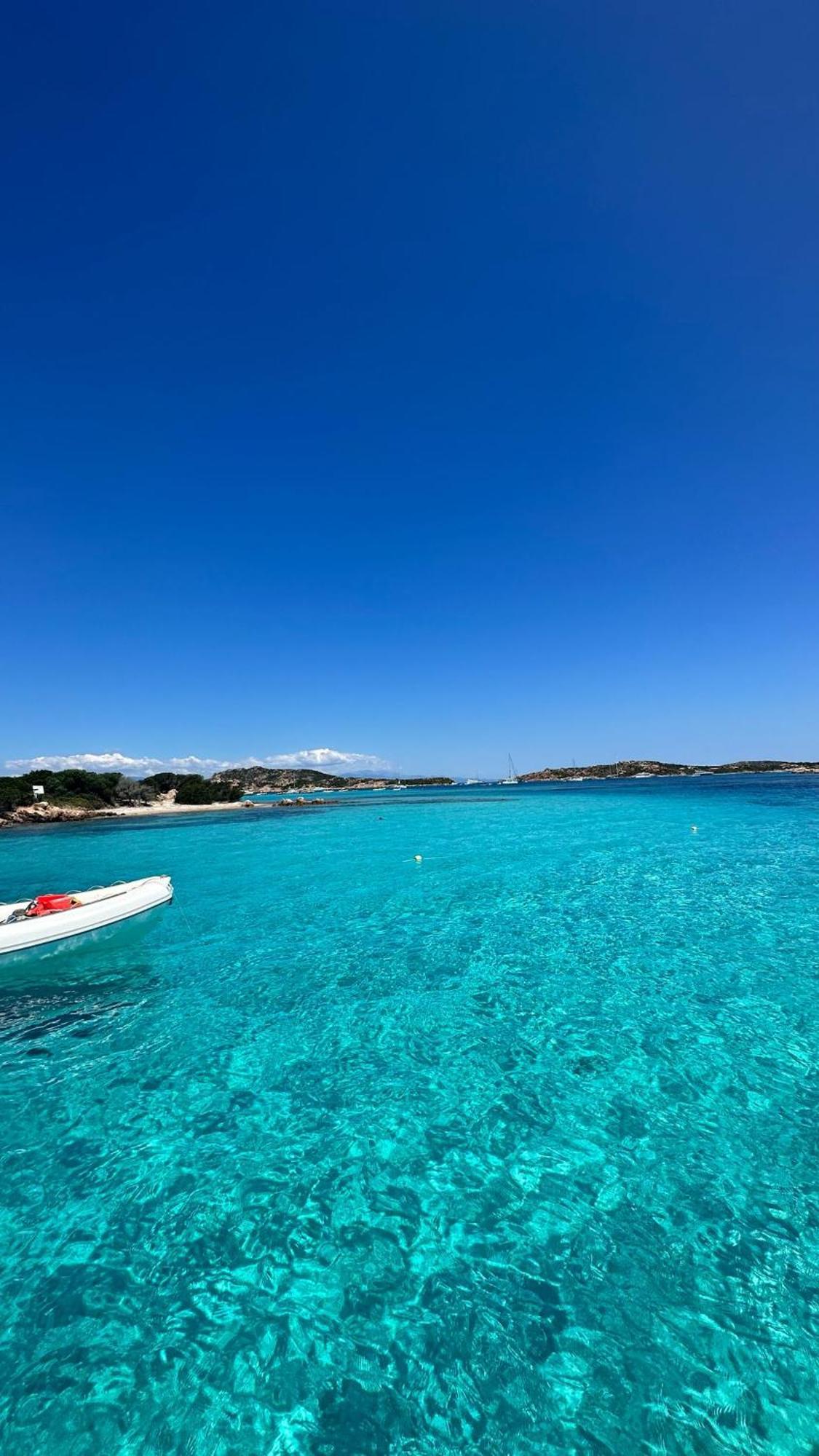 شقة Davide'S Sardinian Escape - Centro Storico-5Min Di Auto Dal Mare سينيسكولا المظهر الخارجي الصورة